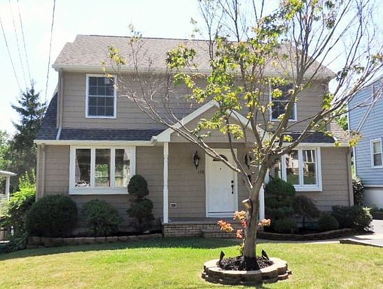 2nd image of 138 Burr Pl
