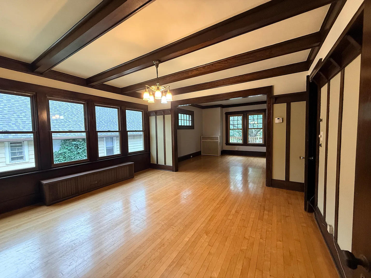 3 bed, 1200 sqft, $1,795 — Photo 2
