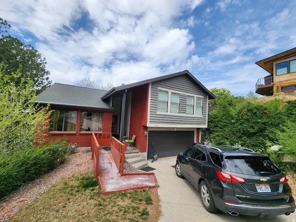 3322 S Monte Verde Dr, Salt Lake City, UT 84109