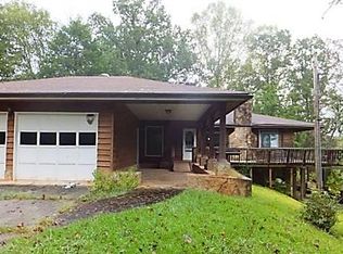 2460 Dairy Rd, Cosby, TN 37722
