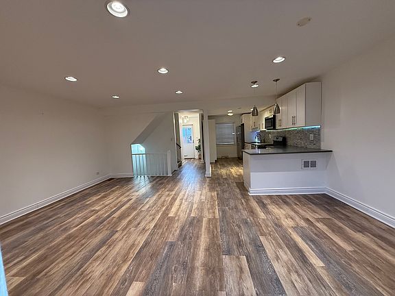 4th image of 8451 Linder Ct