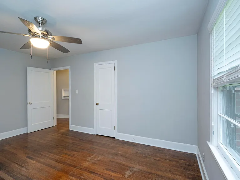 919 N Buchanan Blvd — Photo 13