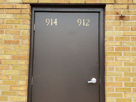 2nd image of 914 W Greenwood Ave #2