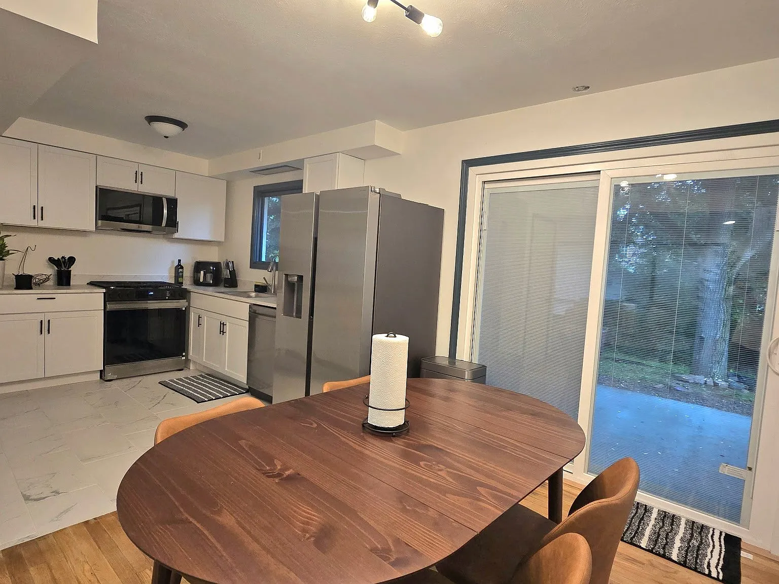Relaxing 3 bedrooms in a quiet neighborhood of altoona. — Photo 2