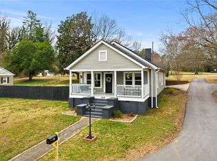 749 Pickens Dr, Liberty, SC 29657