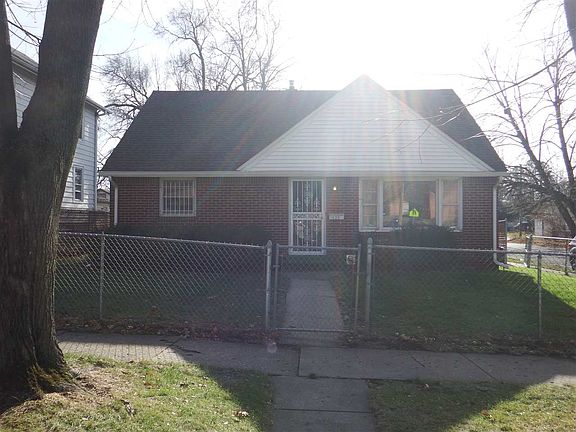 2nd image of 1038 Lincoln Ave