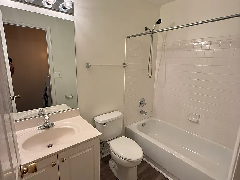 611 Captain John Brice Way — Photo 26