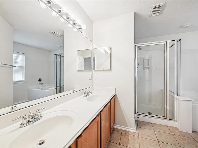 3206 Pearl Bluff Ln — Photo 12