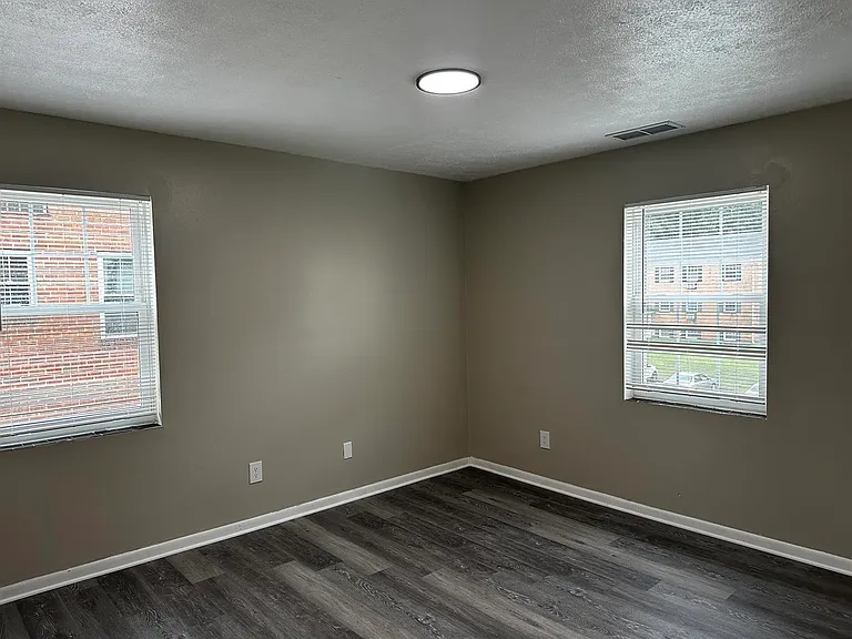 2633 Westover Ave SW #11 — Photo 6