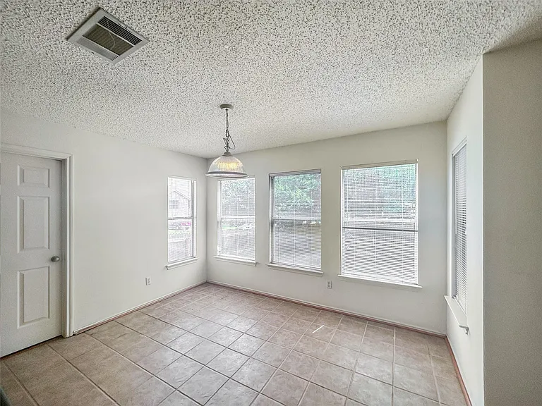 12951 Dionysus Dr — Photo 11