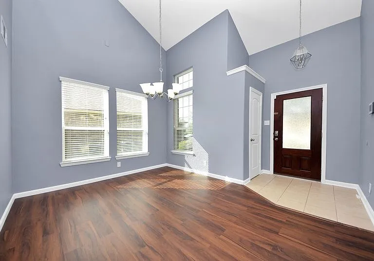 2410 Summers Glen Ct — Photo 7