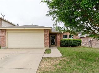 1753 Diamond Lake Trl, Justin, TX 76247