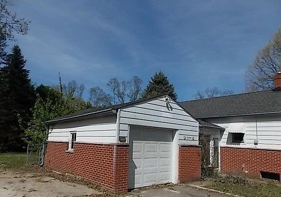 3rd image of 3008 E Edgewood Ave