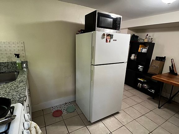 4th image of 12 Cameron Ave APT 2