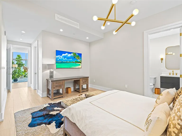 7934 West Dr #501 — Photo 29