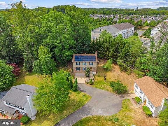 5th image of 18252 Linton Ct