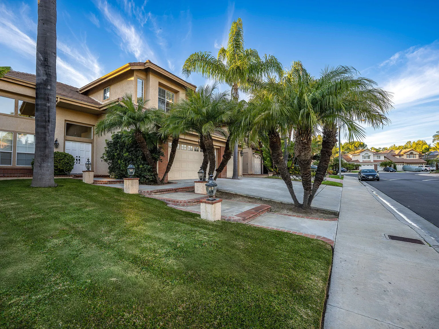 4 bed, 2981 sqft, $7,250 — Photo 4