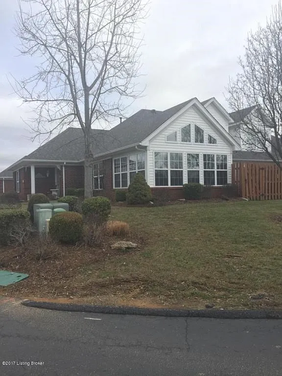 8704 Lough Dr photo 1