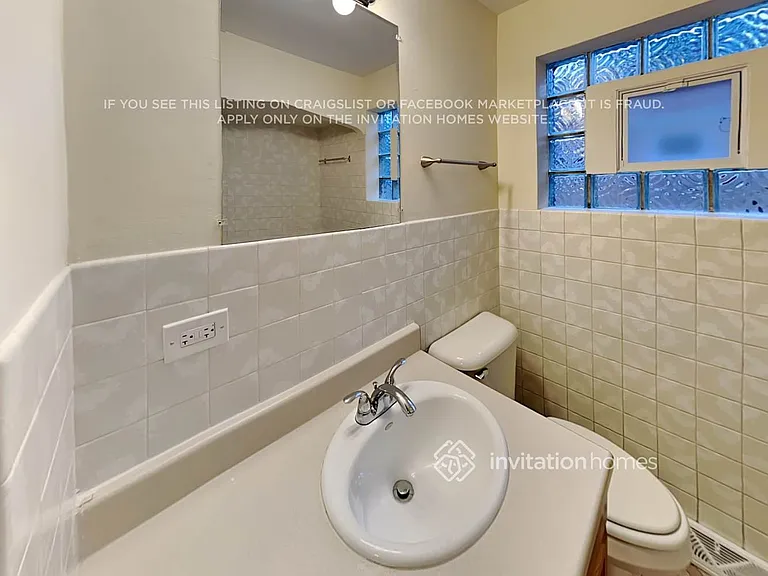 10933 S Tripp Ave — Photo 19