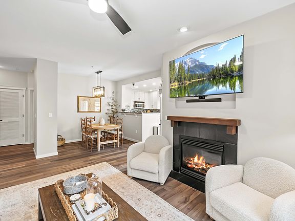 2nd image of 4333 Issaquah Pine Lake Rd SE Unit 1301