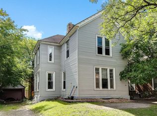 606 8th St SE APT 1, Minneapolis, MN 55414
