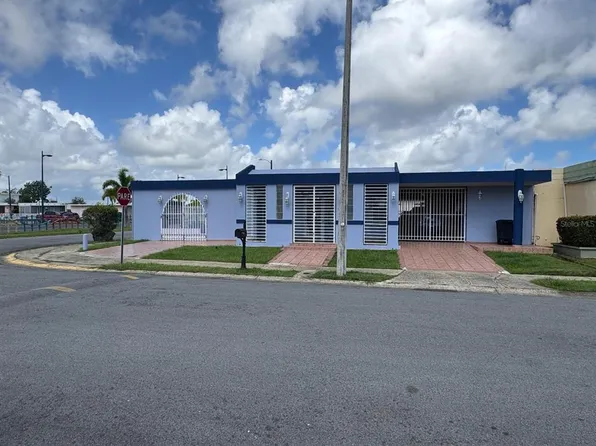 (undisclosed Address), Carolina, PR 00985