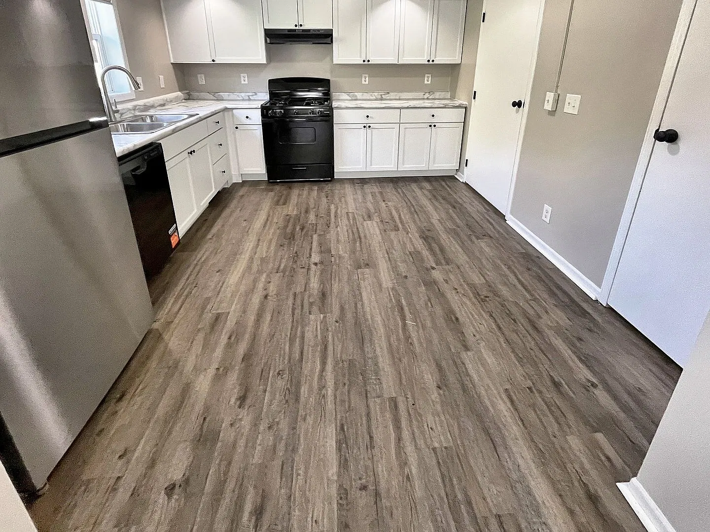 Fully Renovated 4 Bedroom Home with New Kitchen, New Baths, New Furnace & A/C and Attached Garage — Photo 4