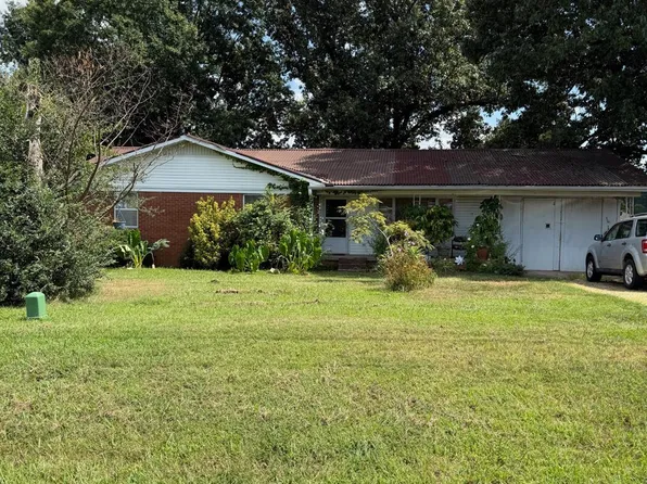 3809 Linwood Dr, Paragould, AR 72450