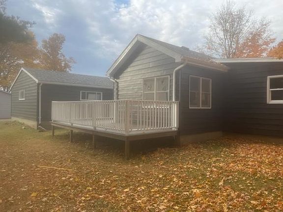 Private back deck