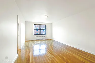 Rented by Hillel Realty Group