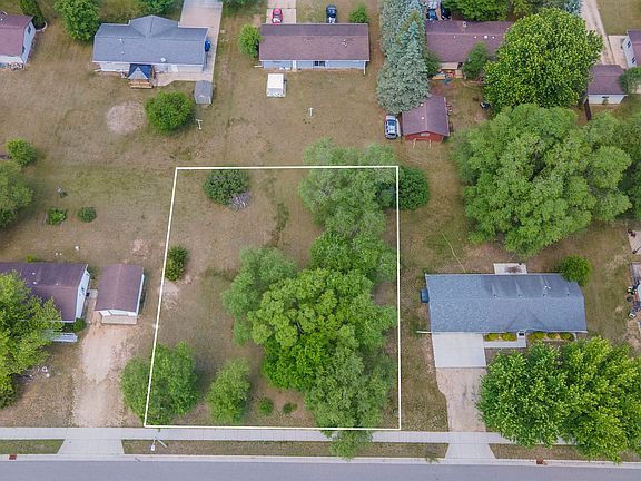 2nd image of E Green Meadow Dr #42