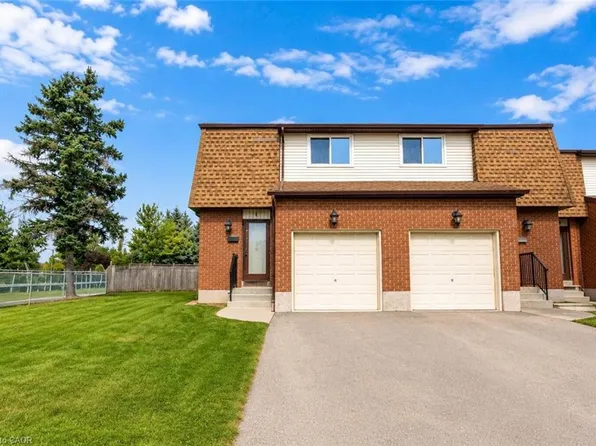 899 Stone Church Rd E #1, Hamilton, ON L8W 1B2