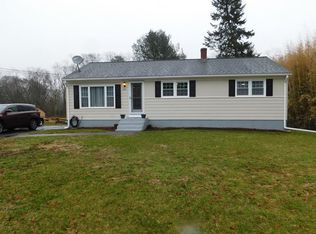 291 Wood St, Swansea, MA 02777