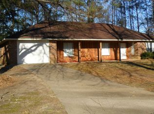3147 Magholmesville Rd, Magnolia, MS 39652