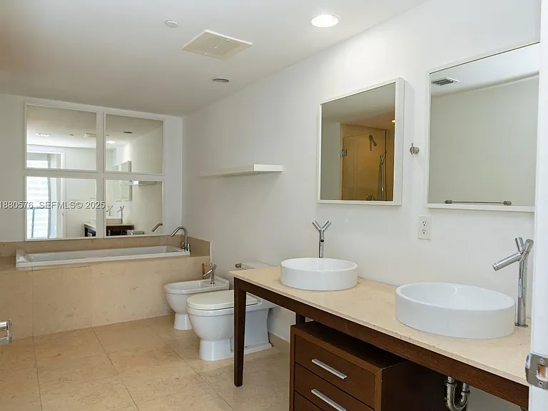 495 Brickell Ave #2102 — Photo 14