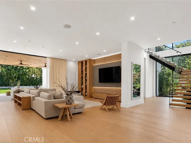 5050 Arundel Dr — Photo 27