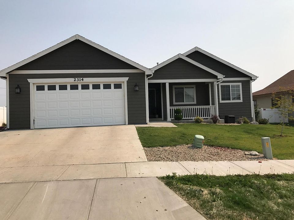 1st image of 2314 27th Ave W