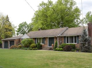 12 Alan Dr, Parsippany, NJ 07054
