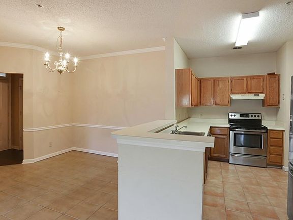 5th image of 311 Vinings Forest Cir SE