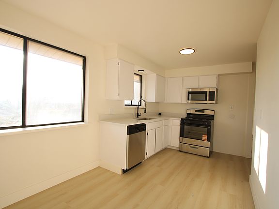 5th image of 5007 S 2675 W