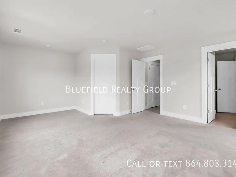 271 Dalmatian Dr — Photo 19