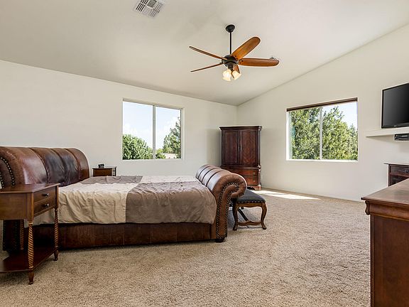 5th image of 6634 N 176th Ave