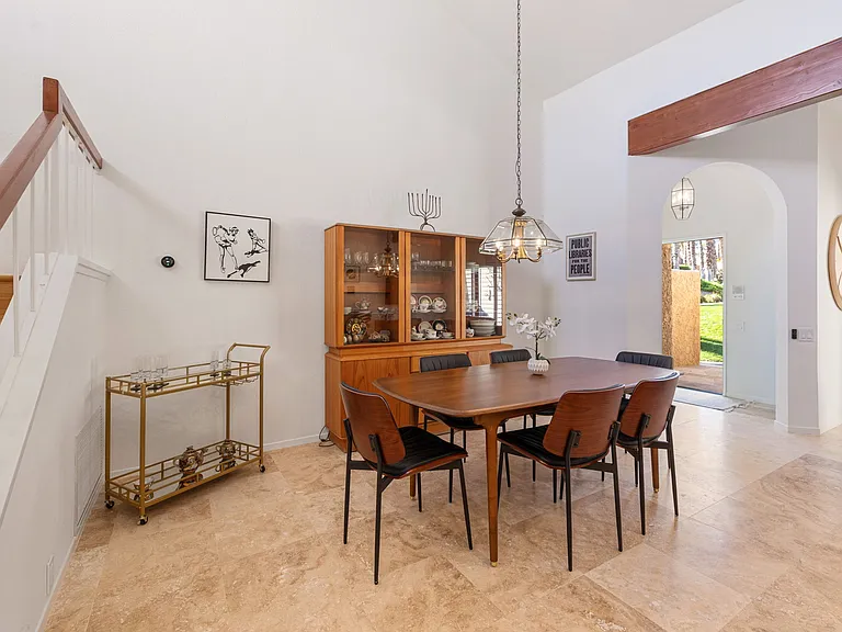 49031 Mariposa Dr — Photo 8