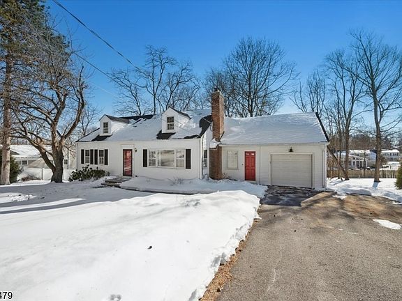 3rd image of 24 Raynor Rd