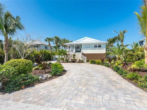 391 Kettle Harbor Dr, Placida, FL 33946