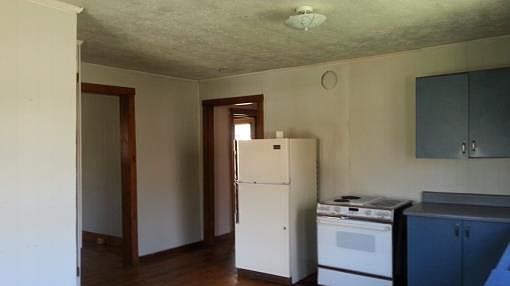 4th image of 7196 Pinewood Rd