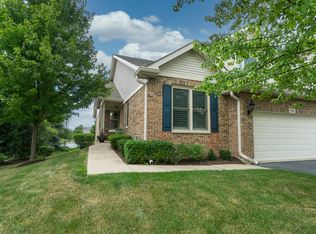 768 W Saint Johns Pl, Addison, IL 60101
