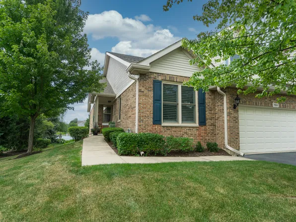 768 W Saint Johns Pl, Addison, IL 60101