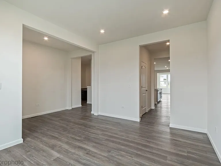651 Alpine Dr — Photo 3