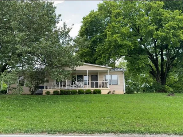 855 Three Mile Ln, Tuscumbia, AL 35674